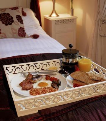 The Bath House Boutique B&B - IN-ROOM Breakfast - FREE parking photo