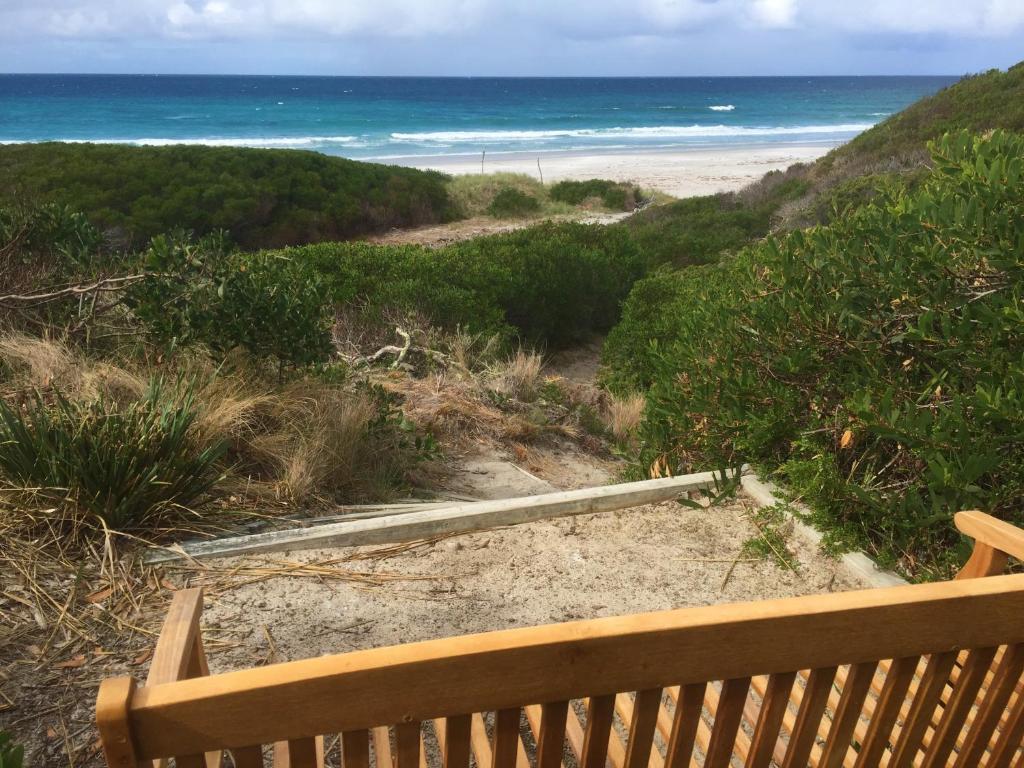Sandpiper Ocean Cottages photo