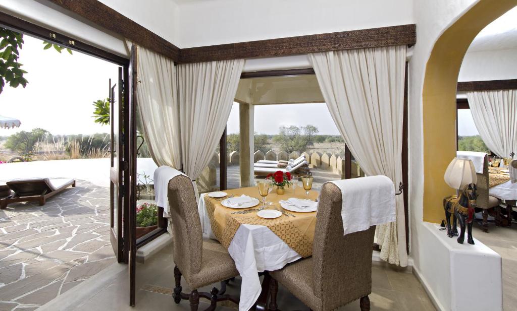 ミヒール ガール (Mihir Garh) 館内設備