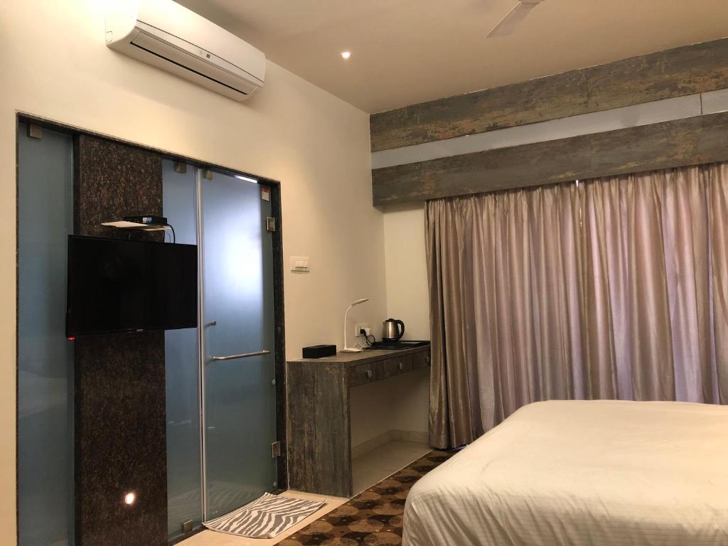 Hotel Sharanam photo