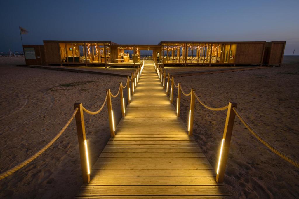 Oasis Salinas Sea — Beach in Santa Maria