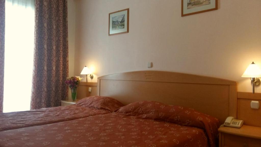 Hotel Tolo photo