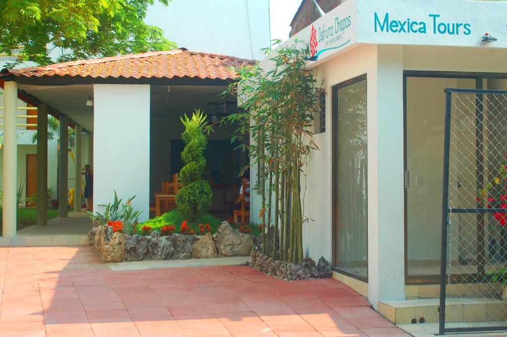 Axkan Arte Hotel Tuxtla photo