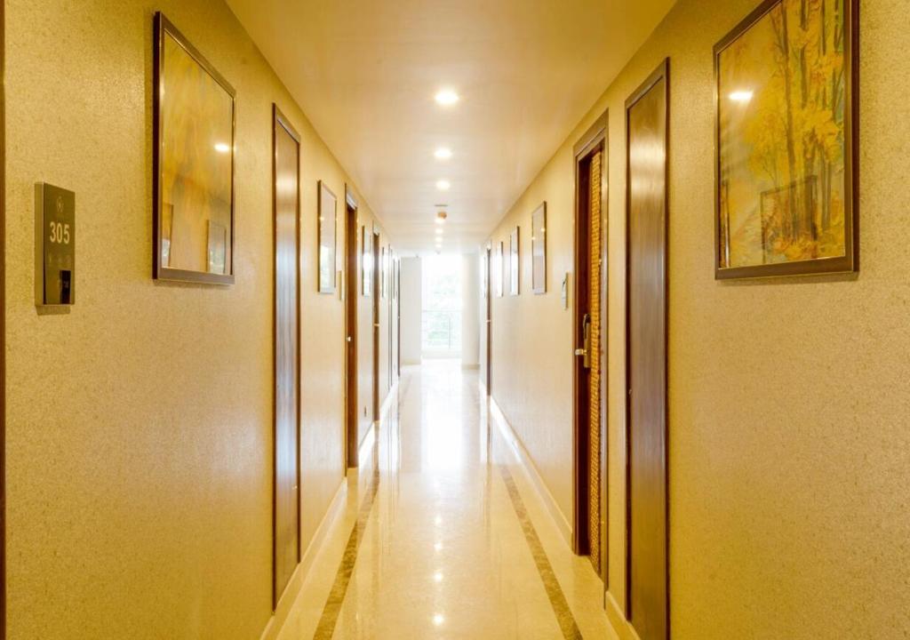 SS Lumina Hotel photo
