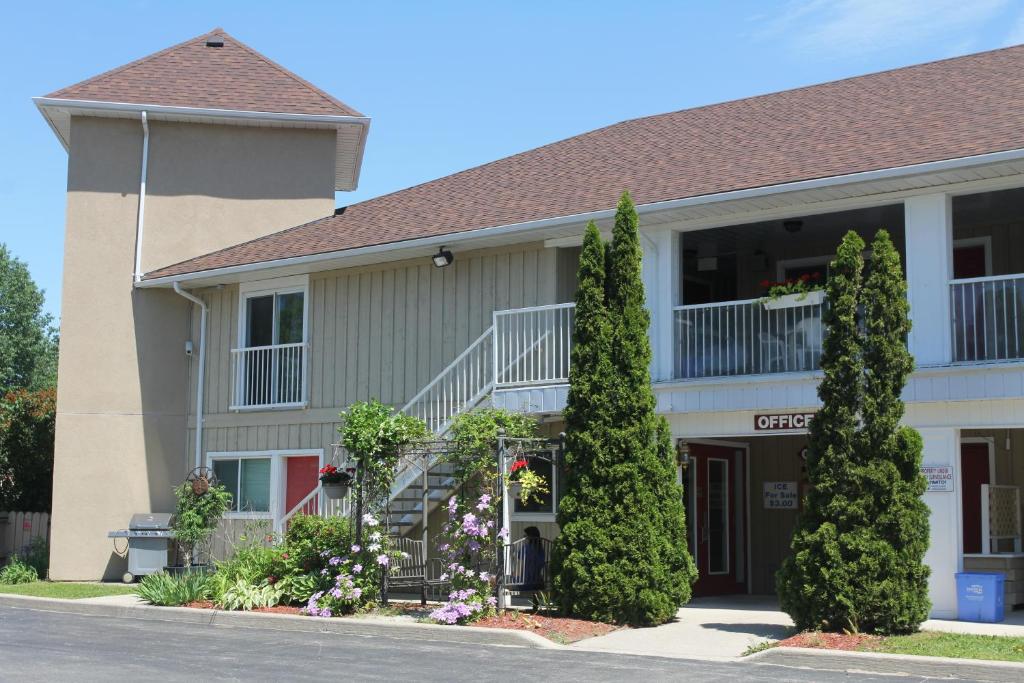 Saga Resort — Hotel in Wasaga Beach (ON)
