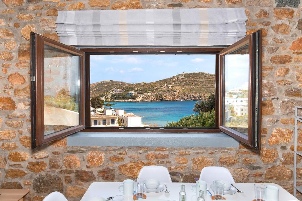 Syra Suites — Hotel in Syros