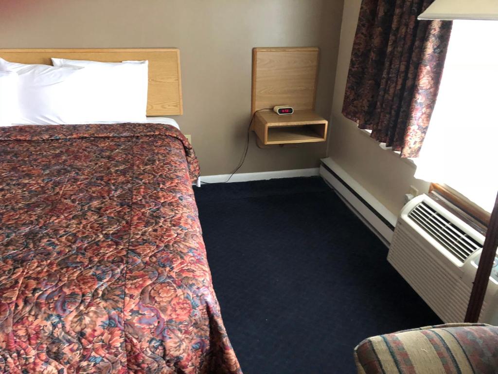 Village Inn Motel Holt Photo 20