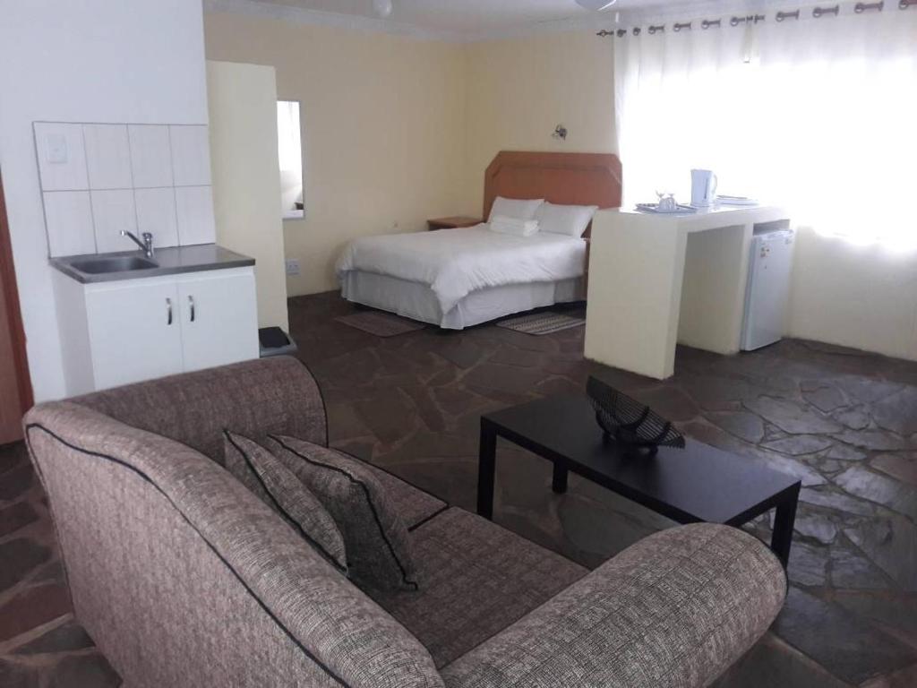 Murangi Travel Lodge photo