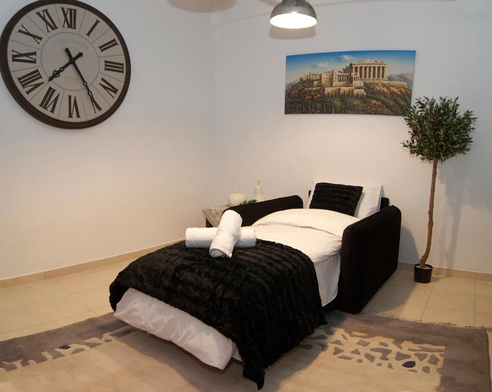 JUST ATHENS apt 130sqm one step from metro photo