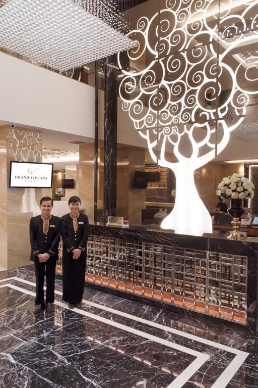 Grand Viveana