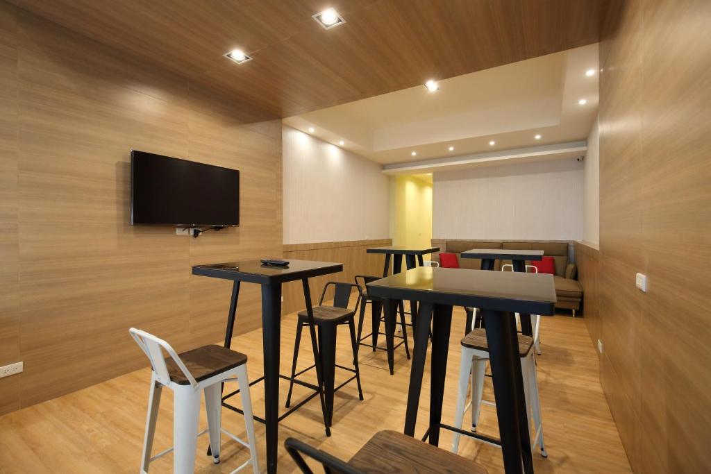 Pin House