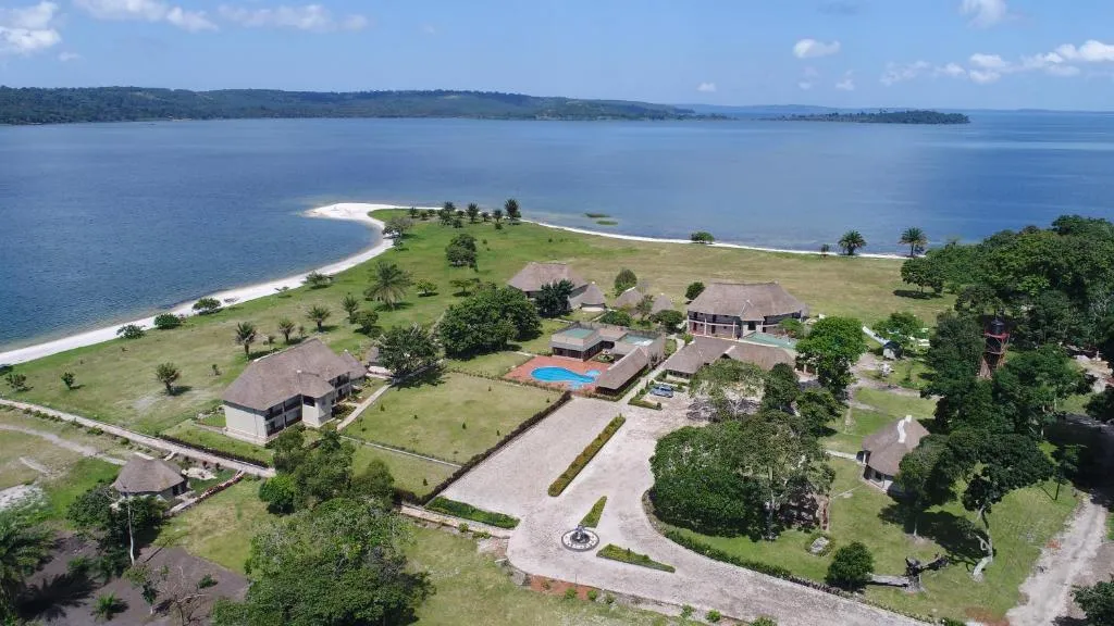 Victoria Forest Resort, hotel in Kalangala