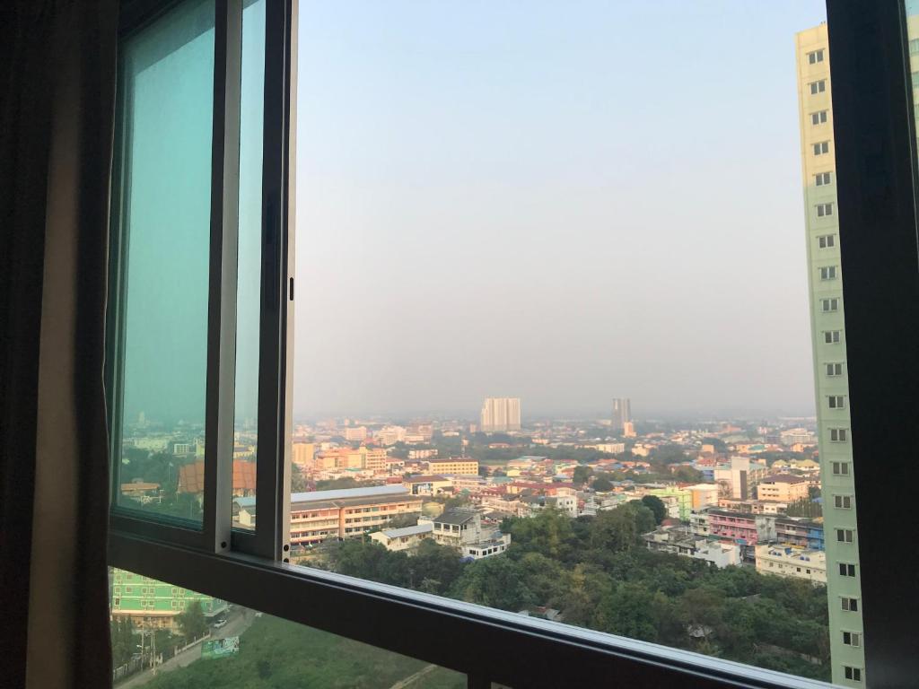 Lumpini Vacation Apartment photo