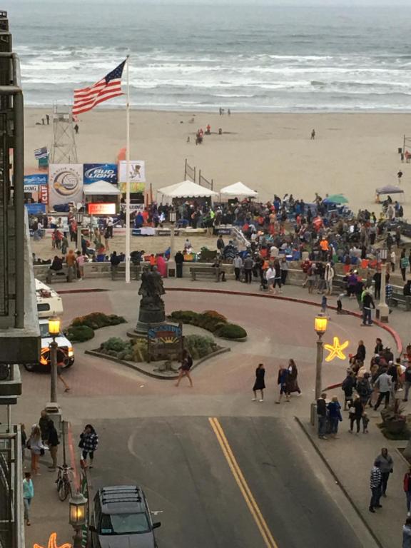 Seaside Ocean Front Condo, Seaside