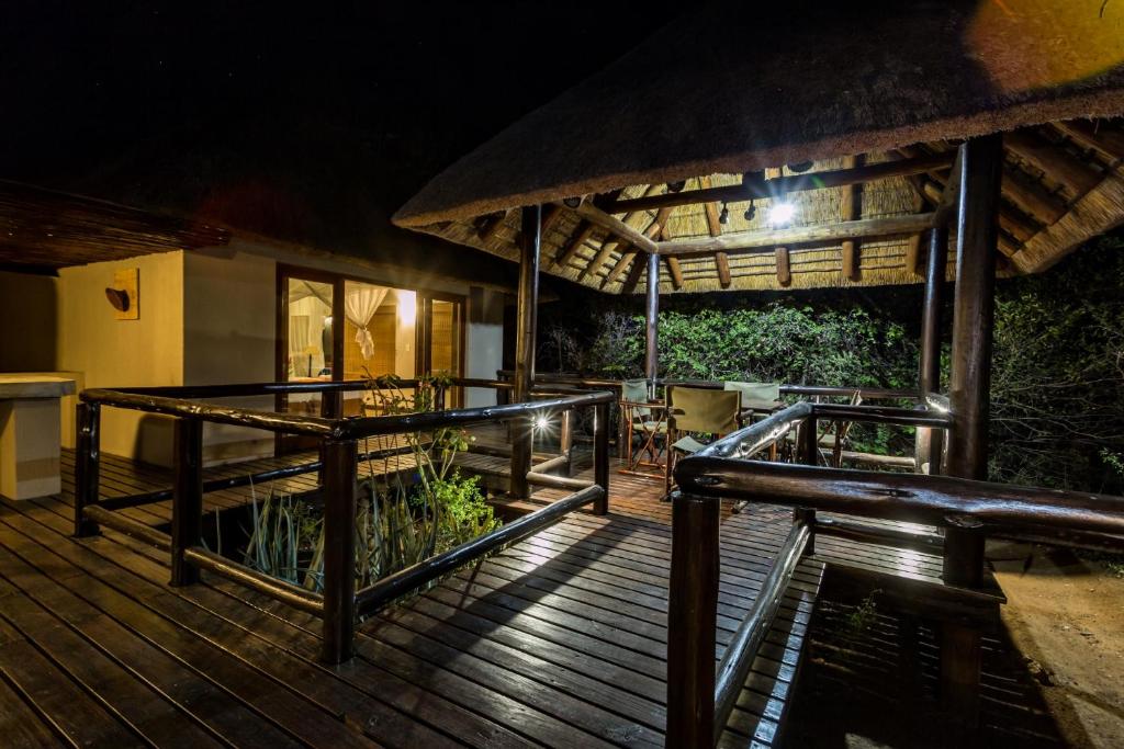 Hoedspruit Raptors Lodge N16 photo