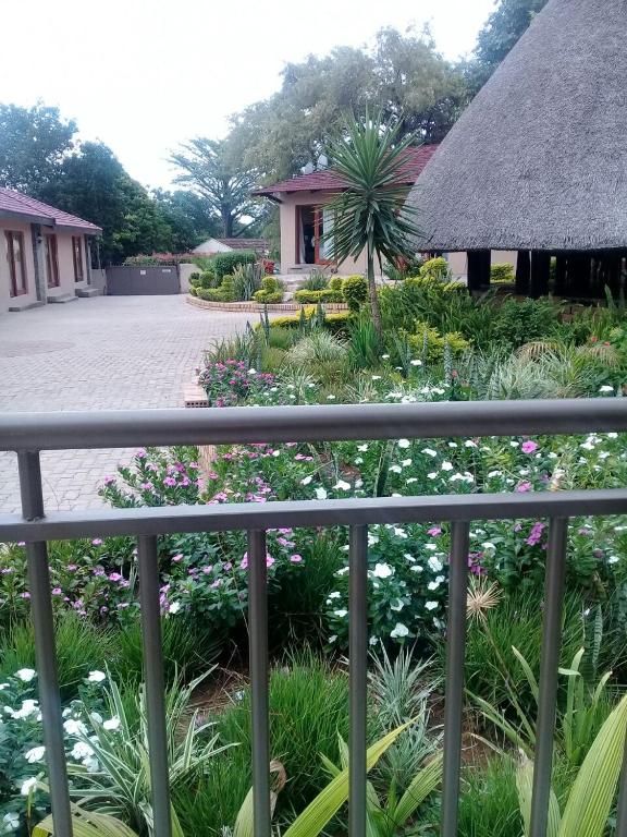 Vahlavi Lodge photo