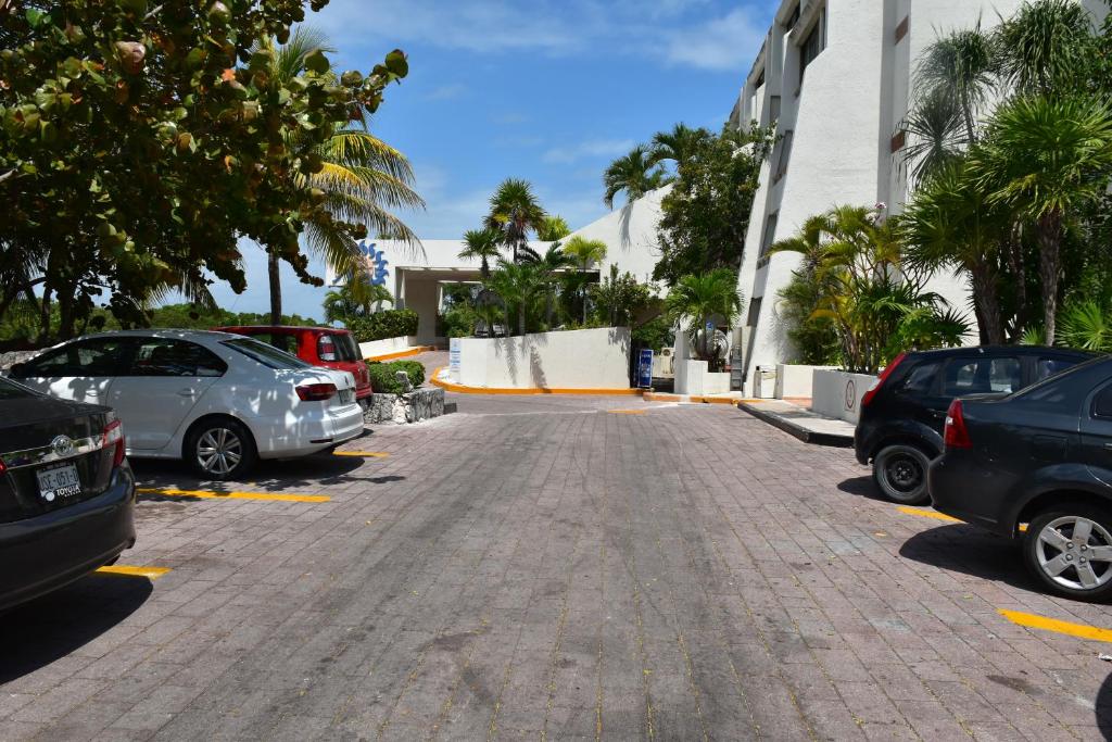 Solymar Condo Beach Resort by Casago photo
