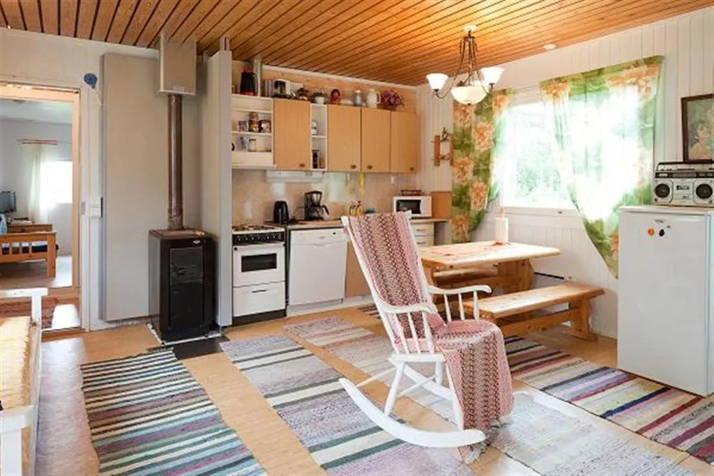 Heidin Mummola Farm, hotel in Pello