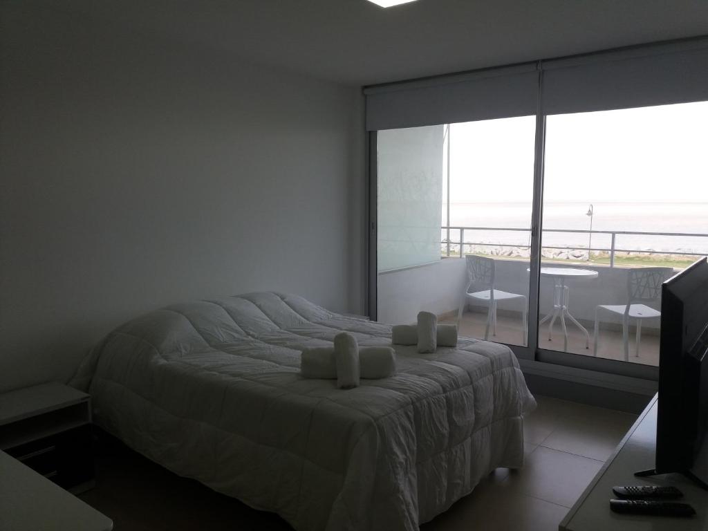 Dos Orillas, Monoambiente 204 — Hotel in Colonia del Sacramento