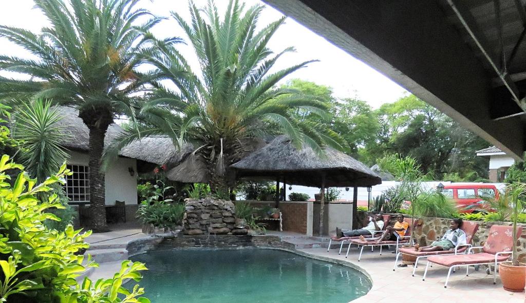 Parrot Lodge photo