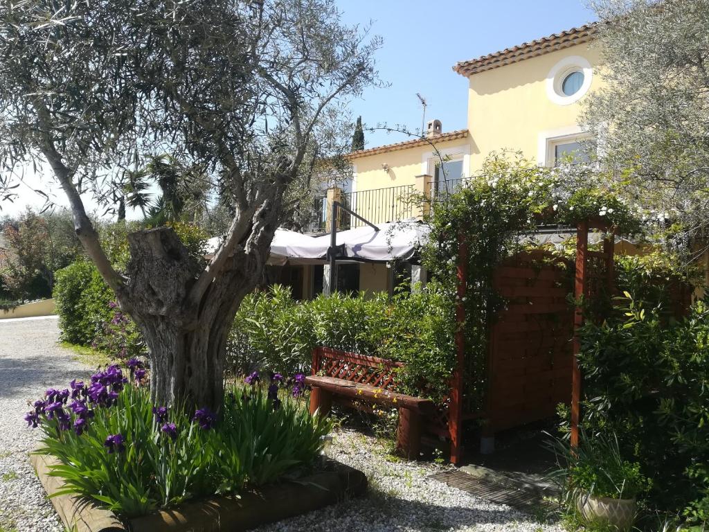 Chambres d'hôtes "Bastide De La Brague"