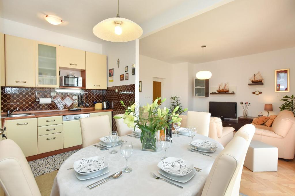 Apartment Bezic, Kaštela