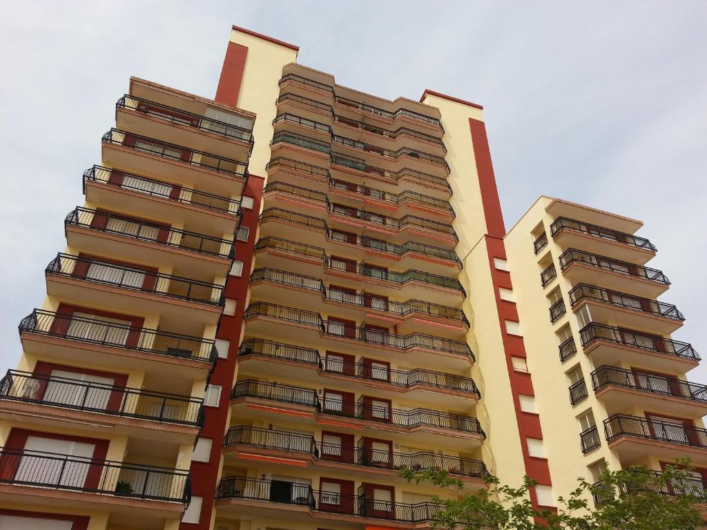 Magnificos Apartamentos Ondina en la Primera Linea de la Playa de Gandia - 2