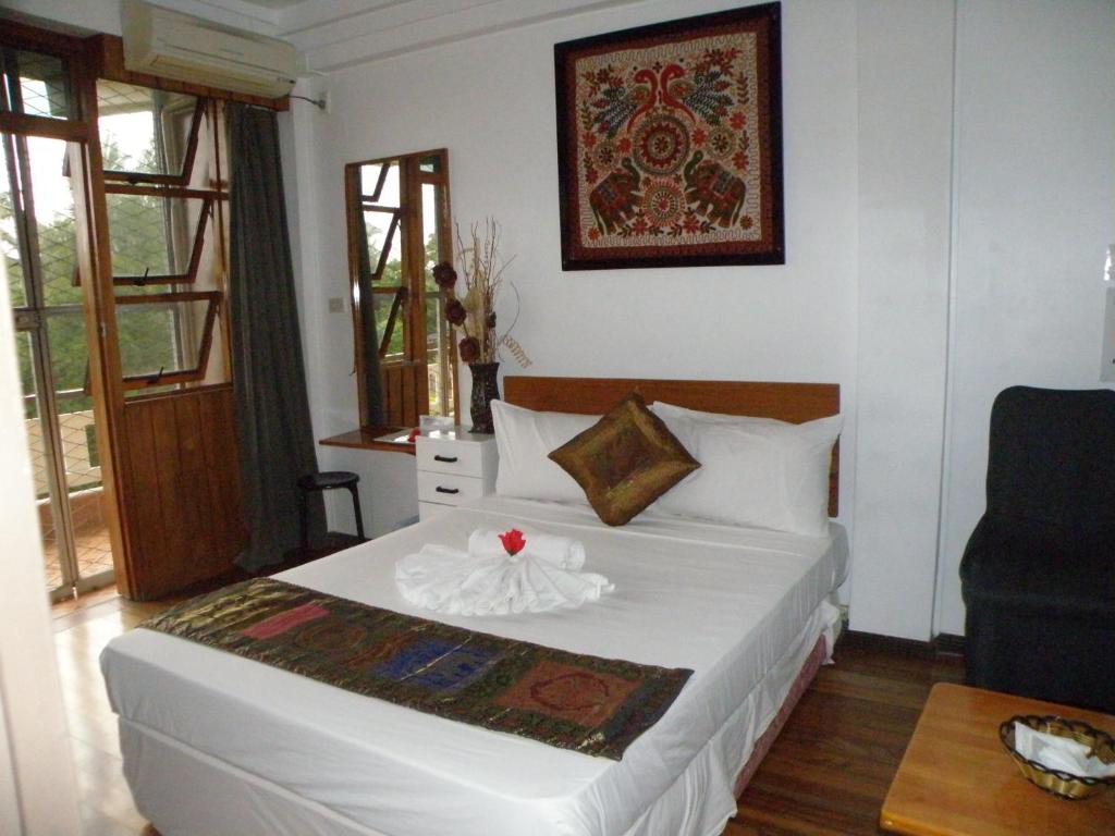 Tagimoucia House Hotel photo