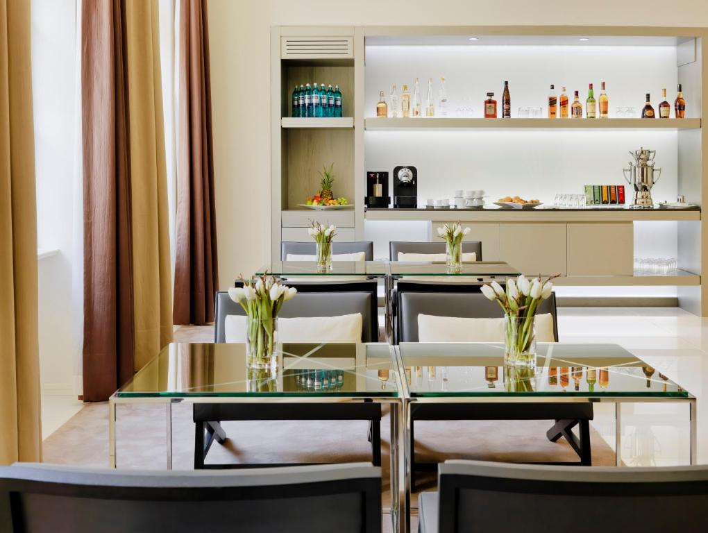 Bar/lounge, H10 Berlin Ku'Damm Hotel in Berlin