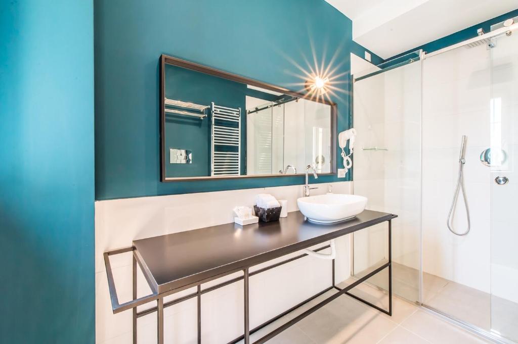 Dama Suite