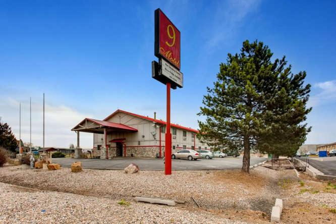 Motel 9, Fort Collins