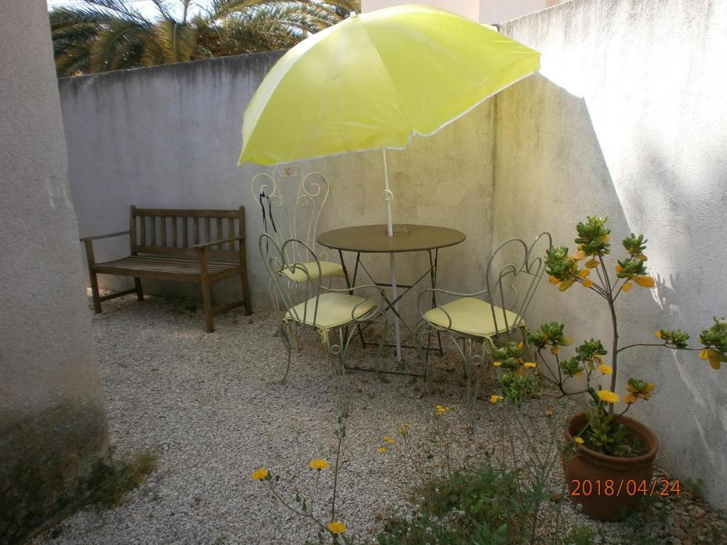 Studio équipé avec jardin+parking à la plage... - 3