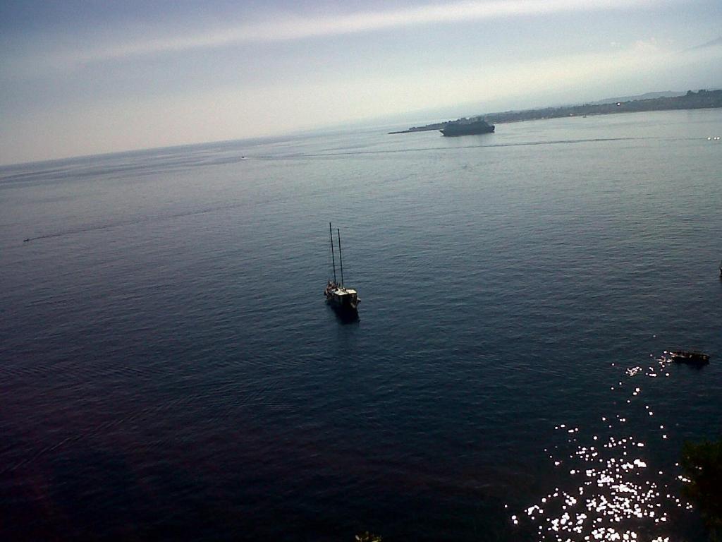 Beach, B&B United States of Europe in Catania