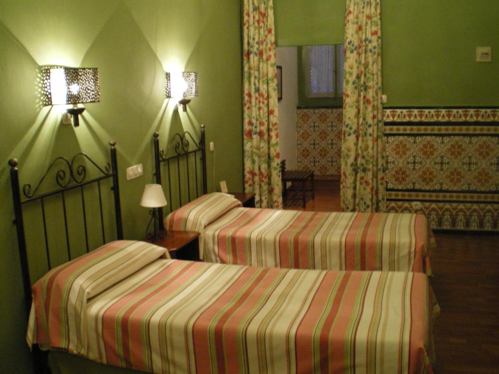 Hotel Abanico Casa Palacio