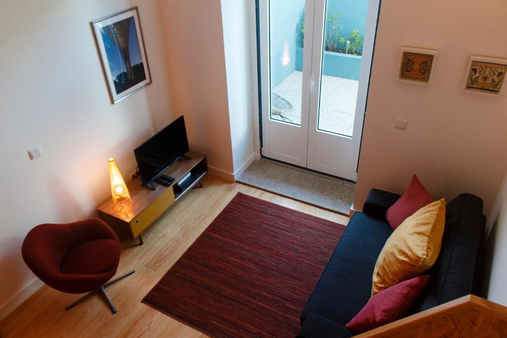 Shared lounge/TV area