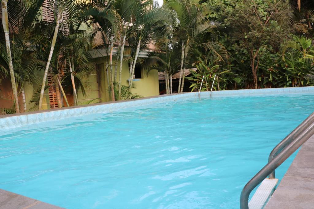 Asian Golden Sands - S7 & S8 photo