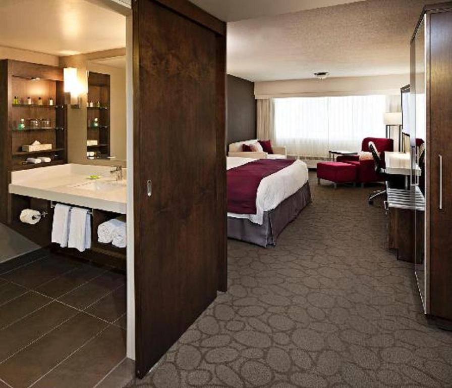 Crosswaters Resort at Kananaskis photo