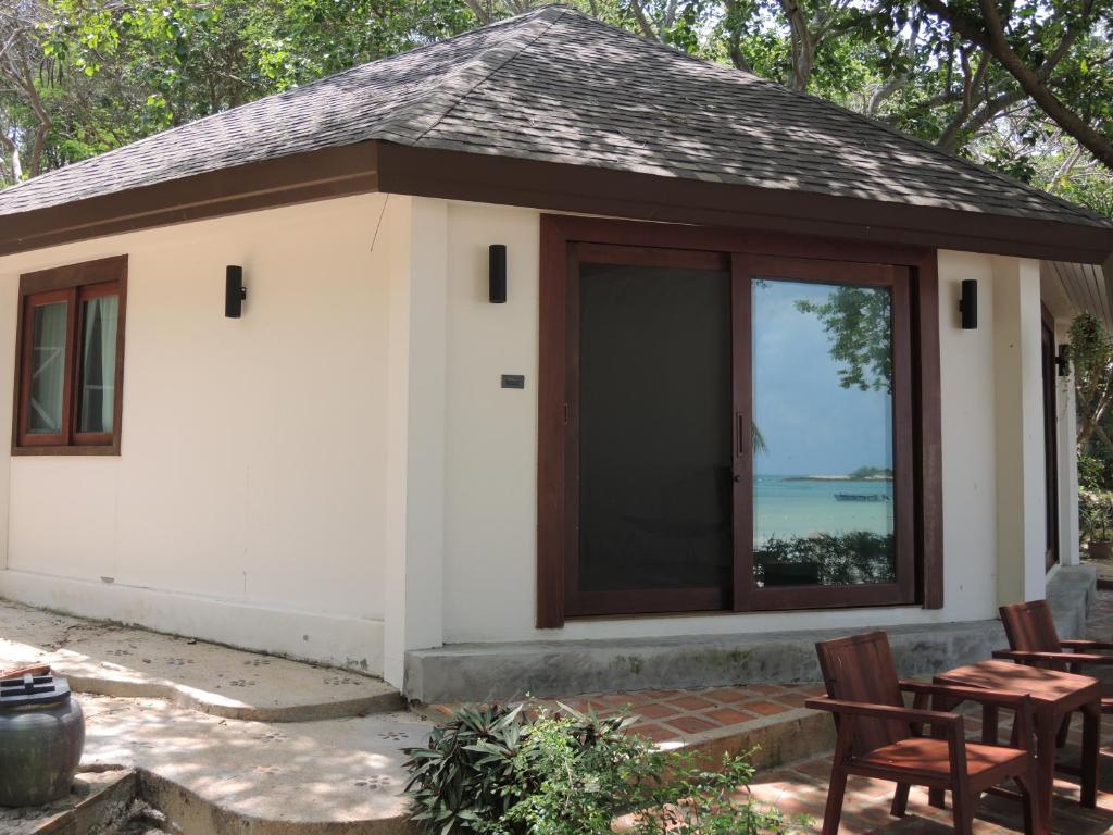 The C Samet Beach Resort SHA Plus, Ko Samed