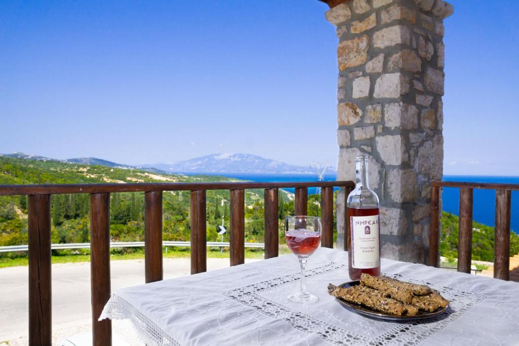Nireas : Stone Villa photo