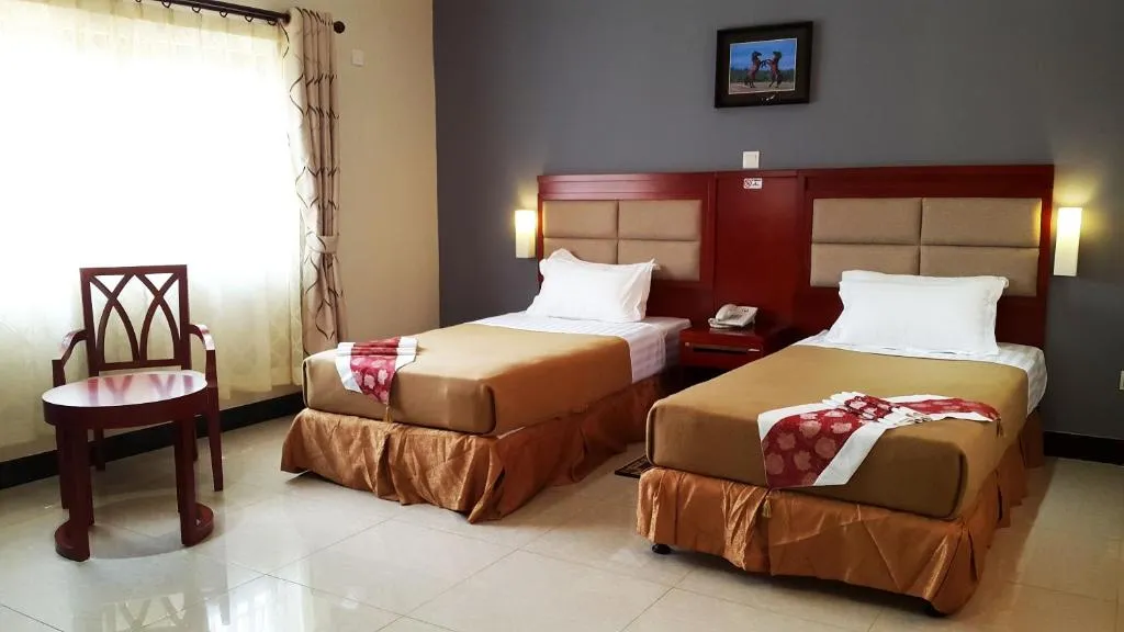 Northern Rock Hotel, hotel in Mpika