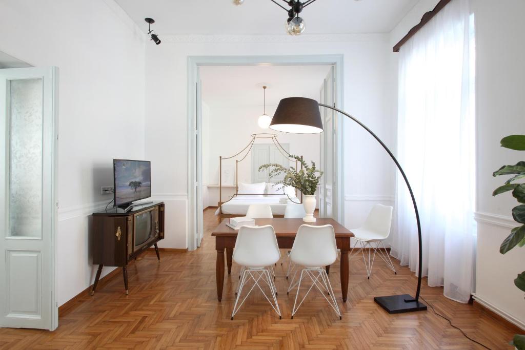 Live in Athens, THISEIO Historic House 전경