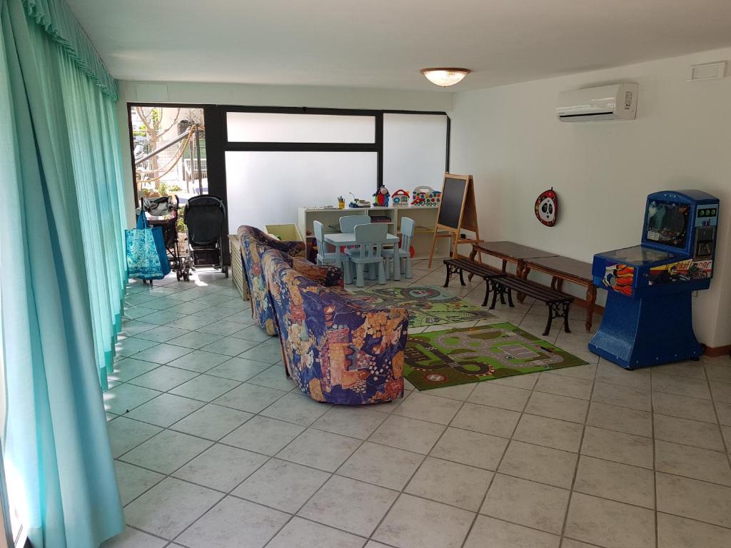 Hotel Katia - 5