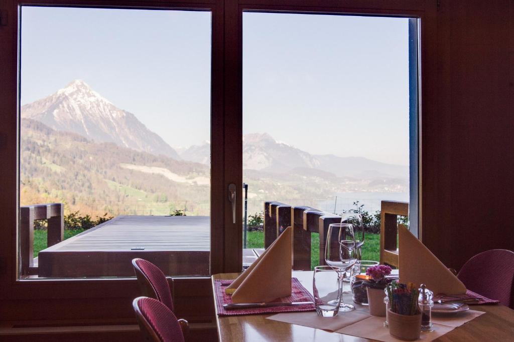 Restaurant, Hotel Meielisalp in Interlaken