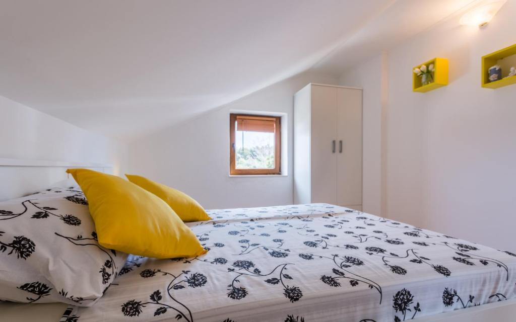 Apartment Deni photo
