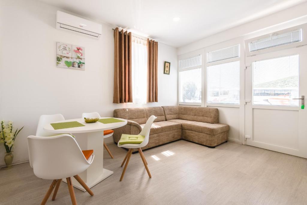 Apartments Nika photo