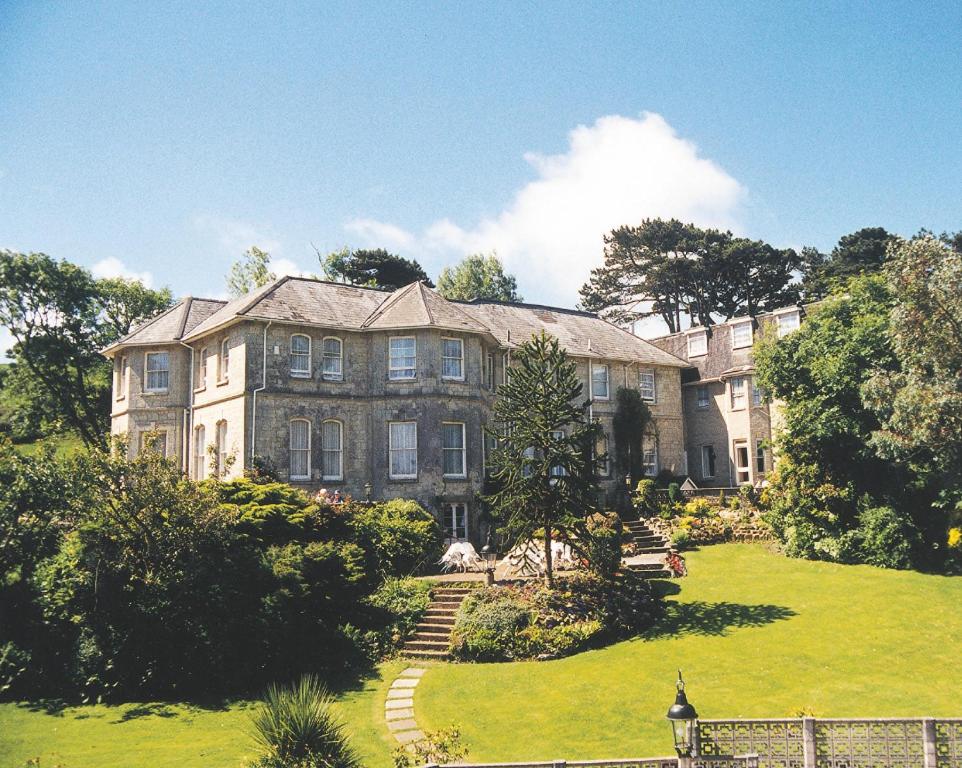 Bourne Hall Country Hotel — Hotel in Isle of Wight