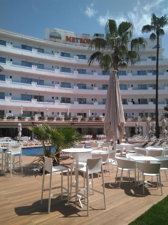 Hotel Metropolitan Playa 3 Sup — Restaurant & bars in Playa de Palma, Balearic Islands