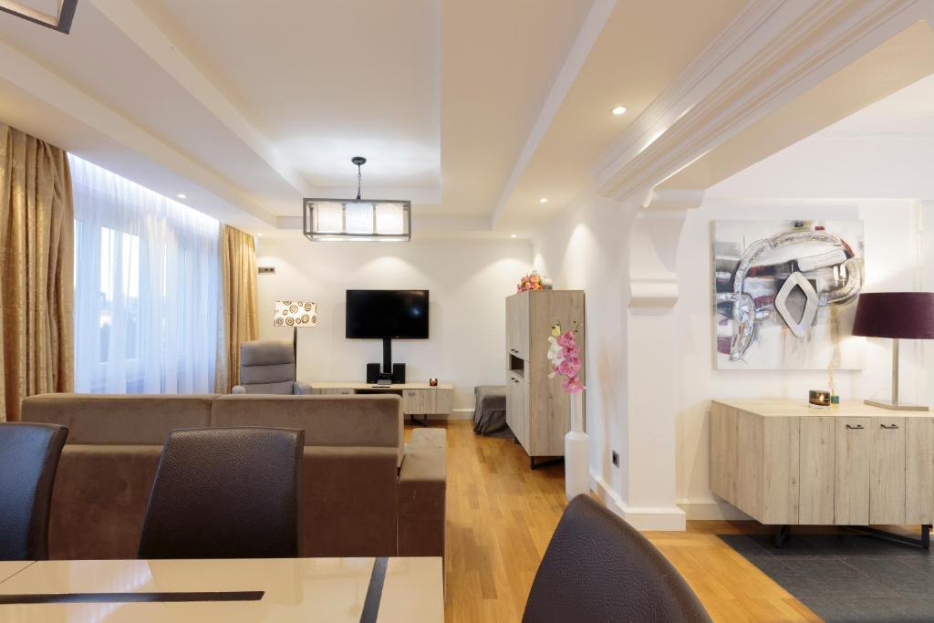 The Queen Luxury Apartments - Villa Giada 전경