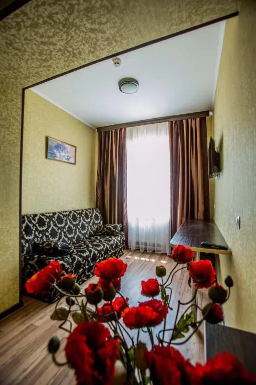 Almaz-Plus, Hotel in Poltawa