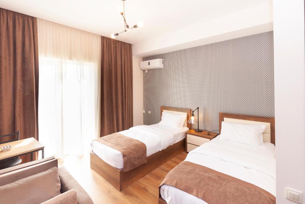 Hotel Amser photo